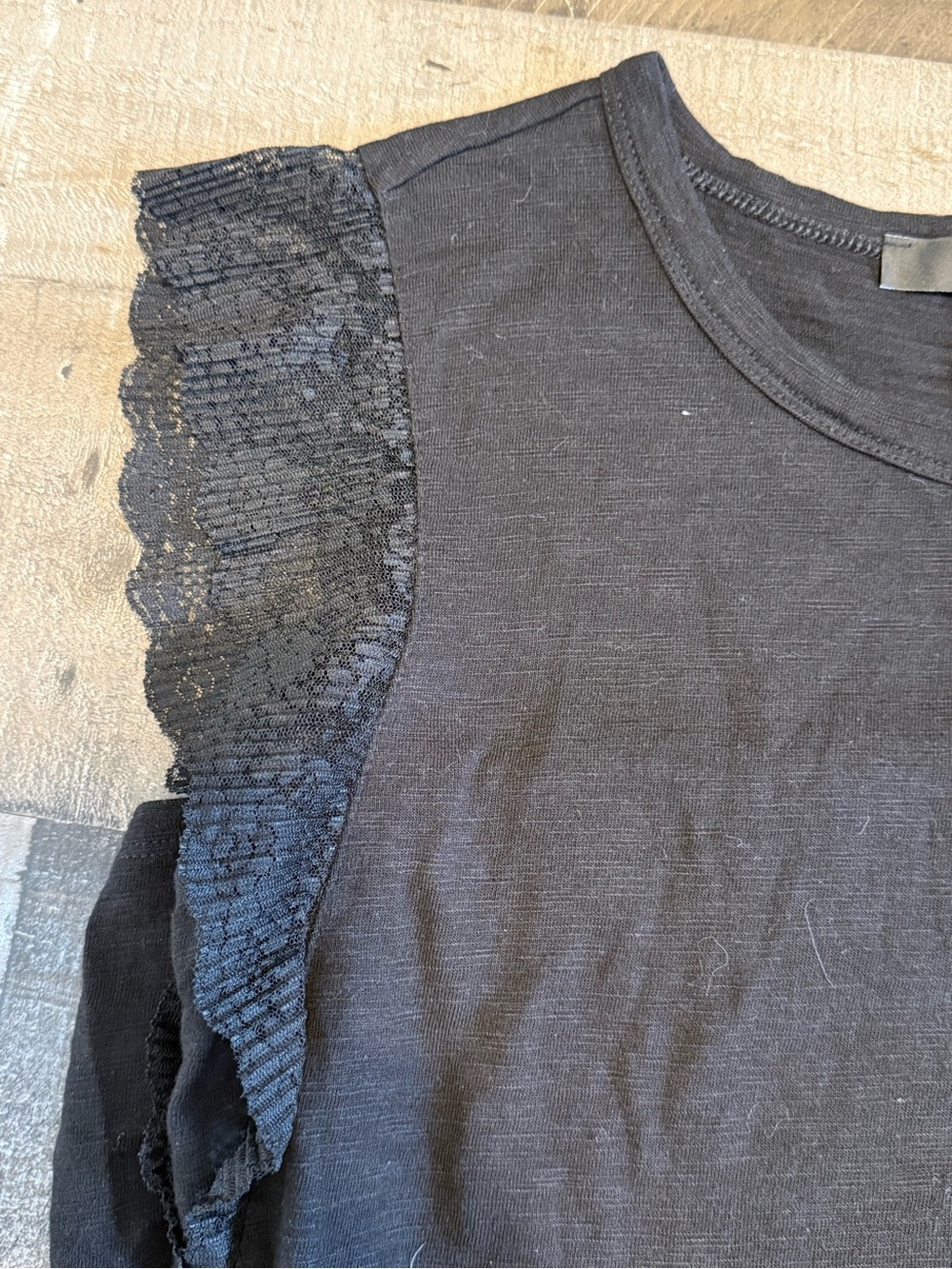 White House Black Market Black Lace-Sleeve Top XS - Picture 5 of 8